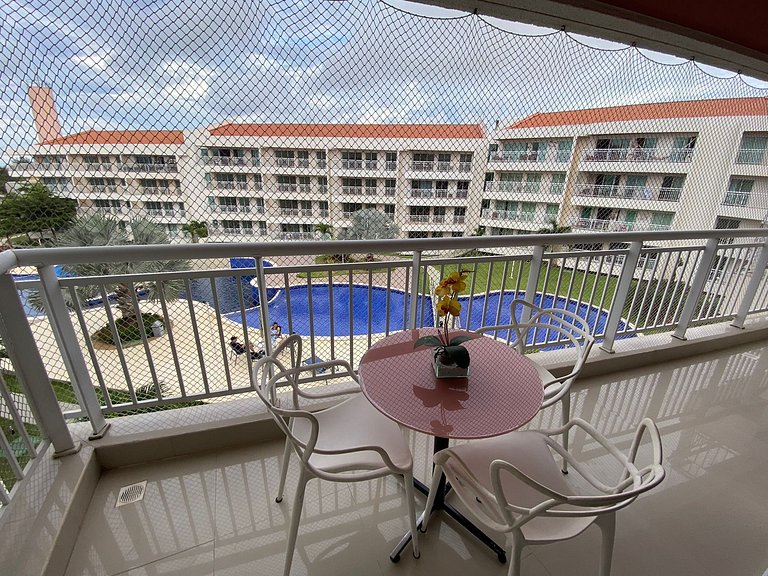 Apto. Solarium com Varanda e vista Piscina Prox. Beach Park